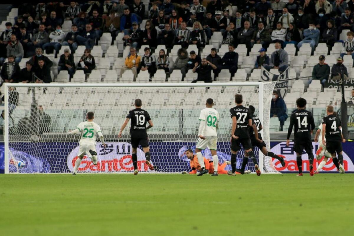 Maxime Lopez al 95°, colpaccio Sassuolo in casa della Juve - 