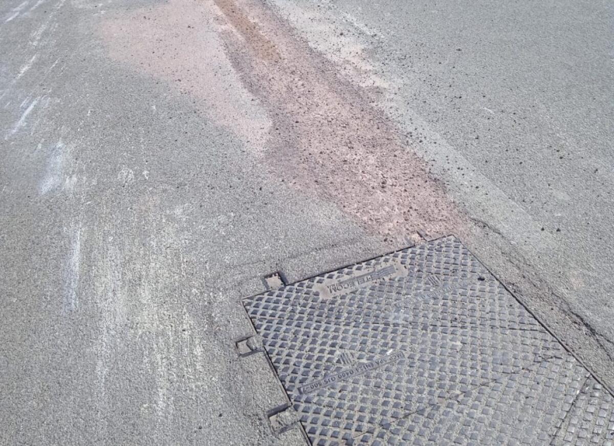 Ancora ripristini delle strade non a regola d'arte, segnalazioni da via Craxi - 