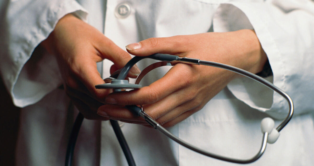 Personale Asp non vaccinato, dipendenti sospesi: "Per ora impossibile ricollocarli" -
