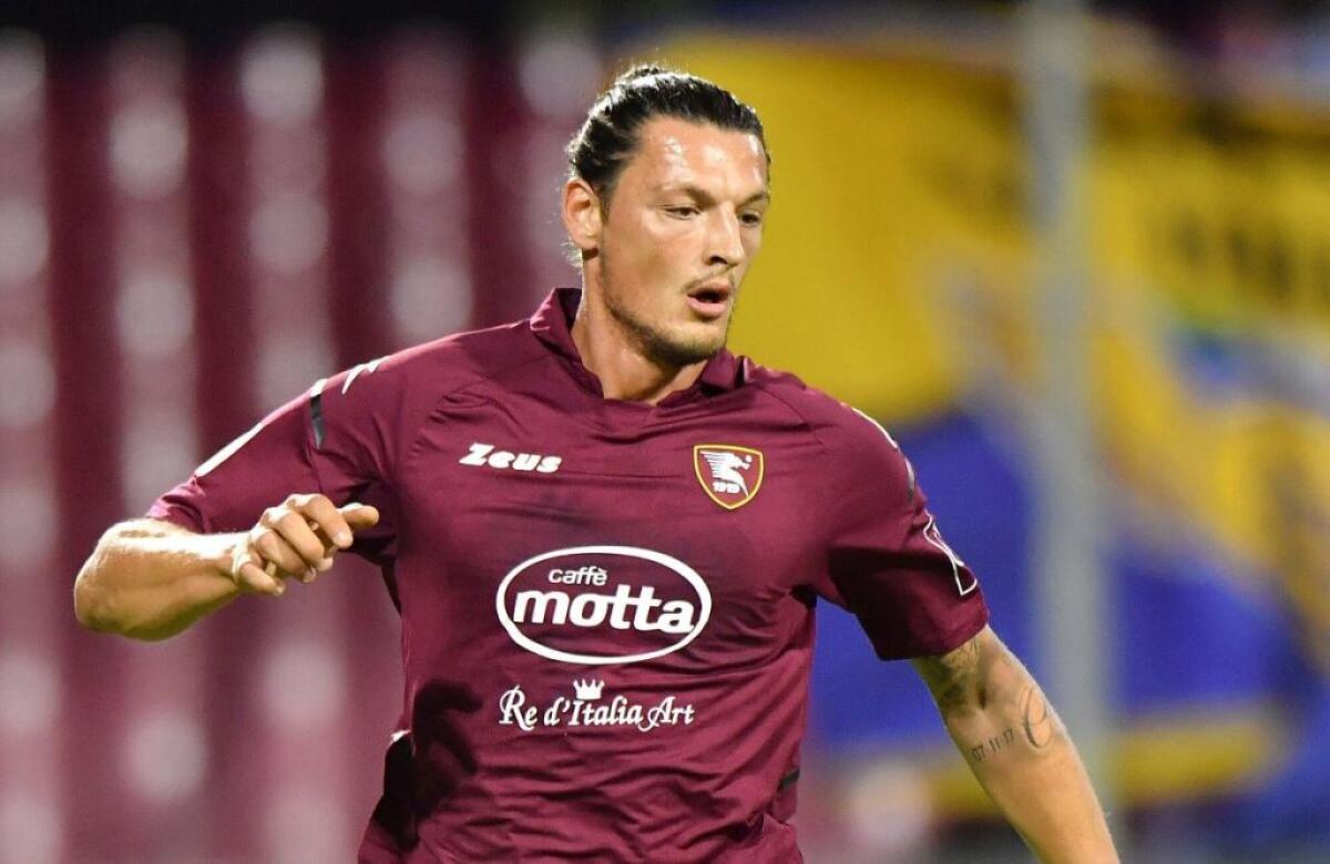 Prima vittoria per la Salernitana, Genoa ko 1-0 - 