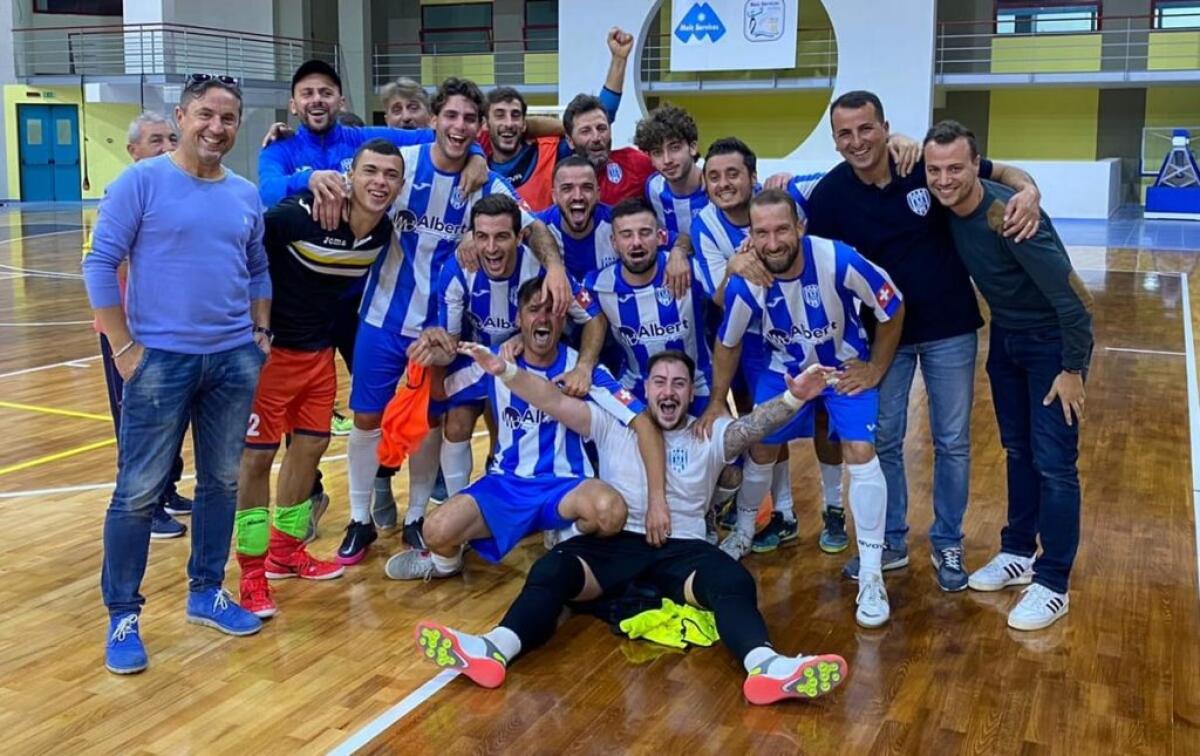 Calcio a cinque, terza vittoria consecutiva per il Gela: 3-0 al Canicattì - 