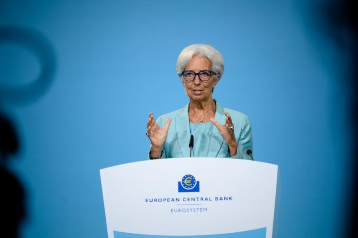 Ue, Lagarde “Entro fine 2021 ritorno Pil a livello pre-crisi” - 
