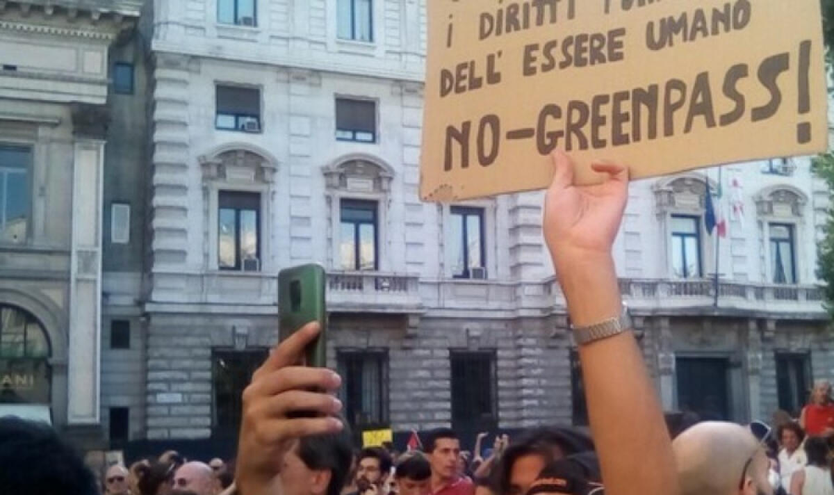 I No Pass in piazza in città, "contro il green pass e per la libertà" - 
