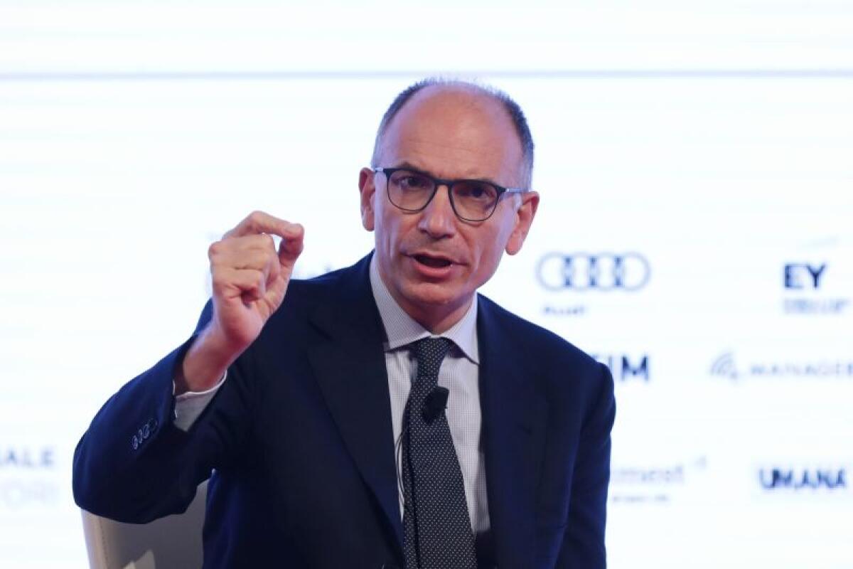 Green pass, Letta “Non vaccinarsi non è motivo per bloccare il Paese” - 