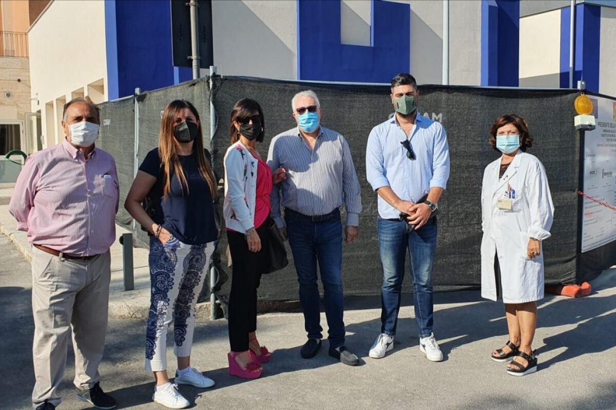 Infettivologico, mancano allacci: sopralluogo commissione, anche furti nella struttura -