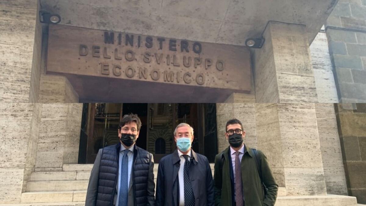 Renziani con Greco, "incontro al Mise supportato da Faraone": "Collaboriamo con sindaco" - Greco, Inferrera e Perna