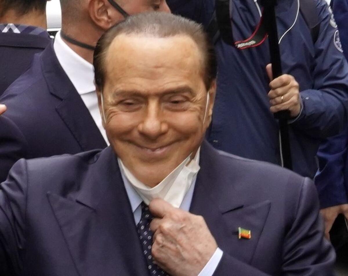 Berlusconi “Draghi resti premier, irresponsabile interrompere” - 