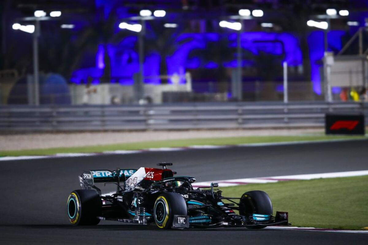 Hamilton vince in Qatar e va a -8 da Verstappen, 3° Alonso - 