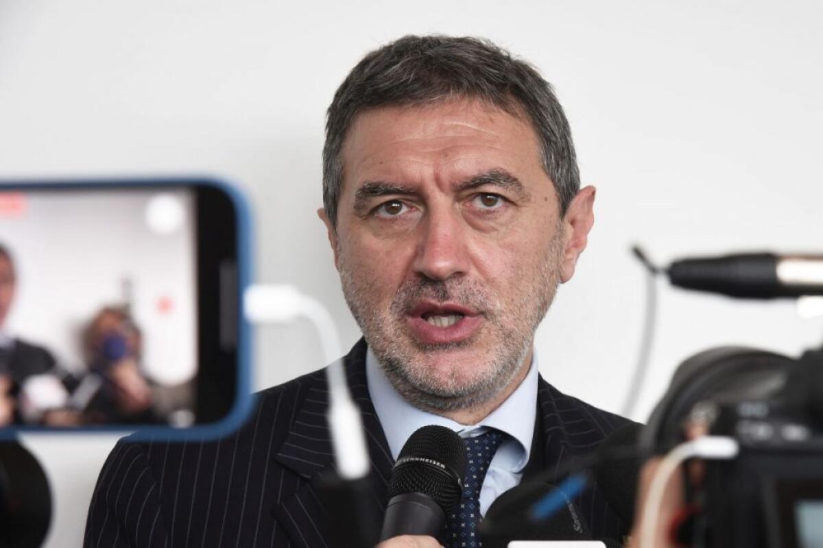 Abruzzo, Marsilio “Nella spesa fondi europei ci sfiliamo la maglia nera” -
