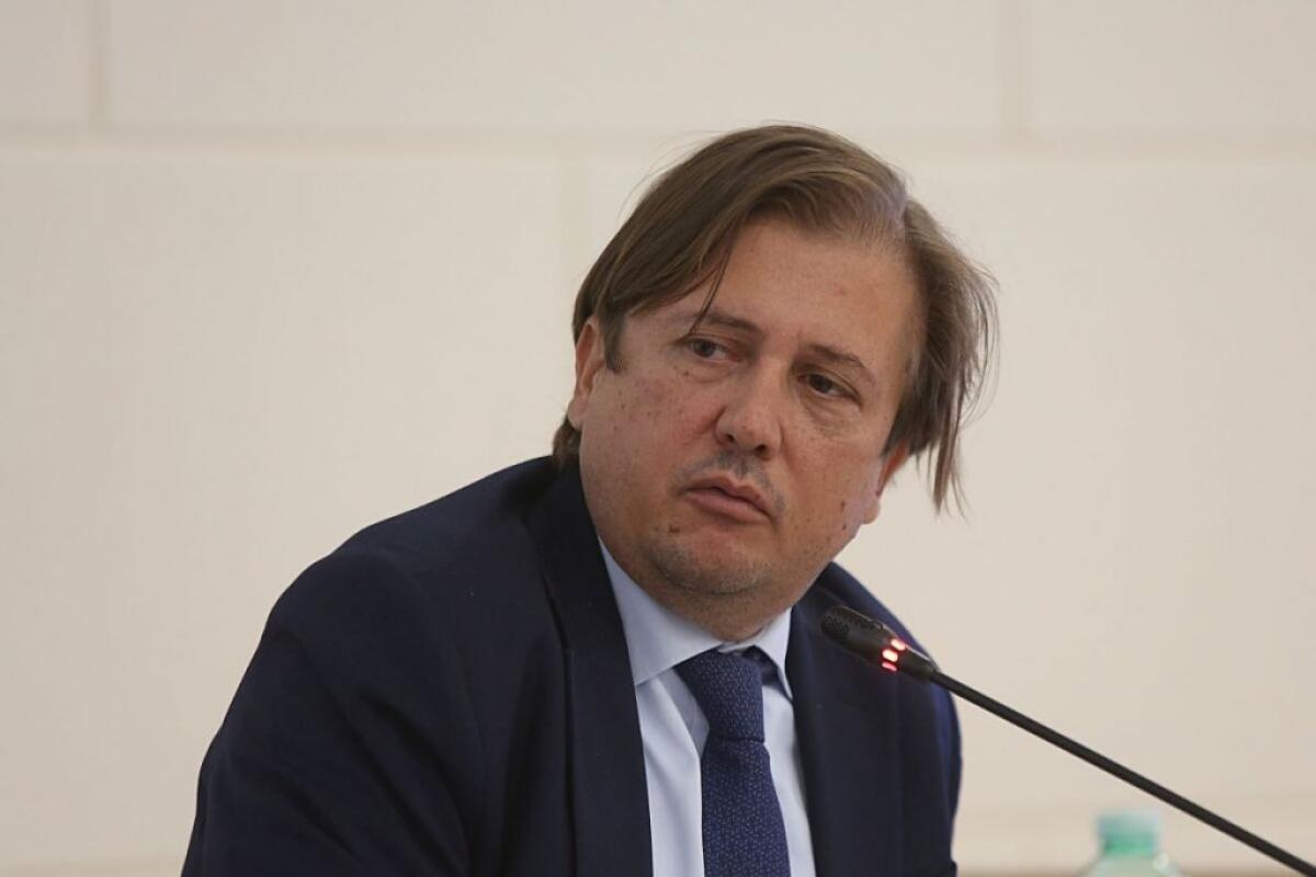 Vaccino, Sileri: “Per la terza dose priorità anche ai docenti” - 