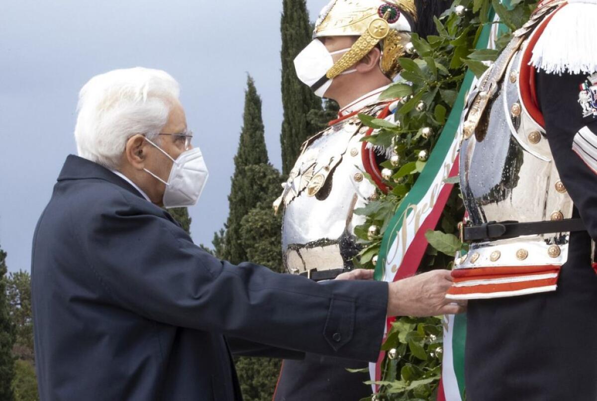 Mattarella “Italia guarda con commozione a vittime guerre” - 