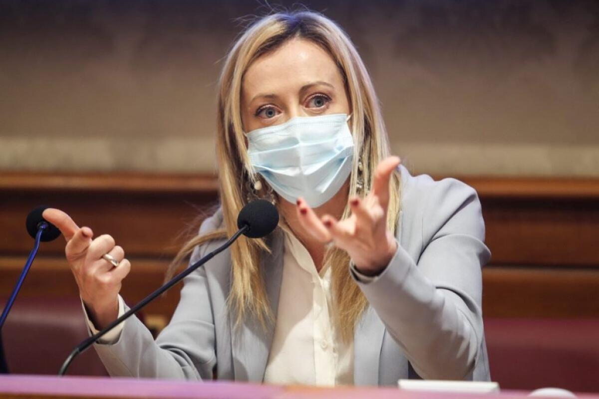 Meloni “Investire sull’areazione meccanica in scuole e luoghi di lavoro” - 