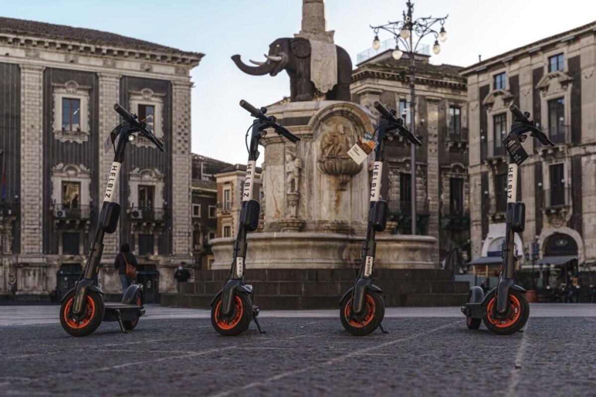 I monopattini elettrici Helbiz anche a Catania - 