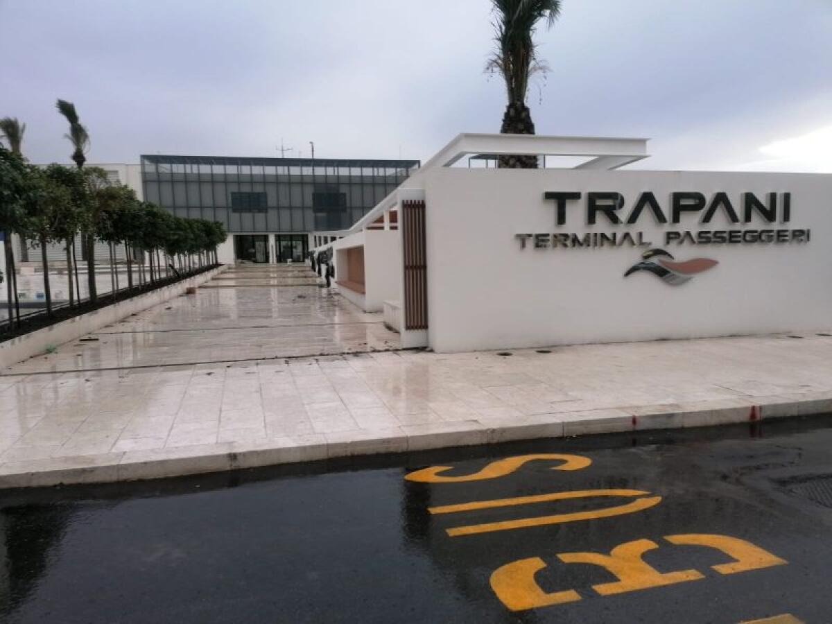 Porti, inaugurato a Trapani il Terminal crociere e passeggeri - 
