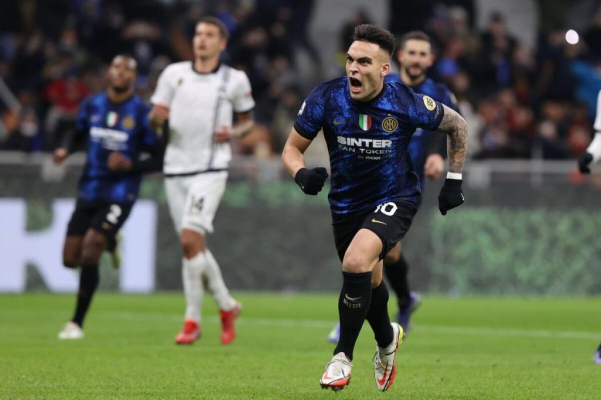 Gagliardini e Lautaro su rigore, Inter-Spezia 2-0 - 