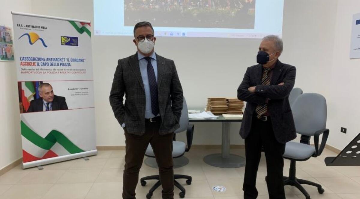 La lotta al racket, l'associazione "Giordano" ha incontrato il questore Ricifari - Ricifari e Caponetti