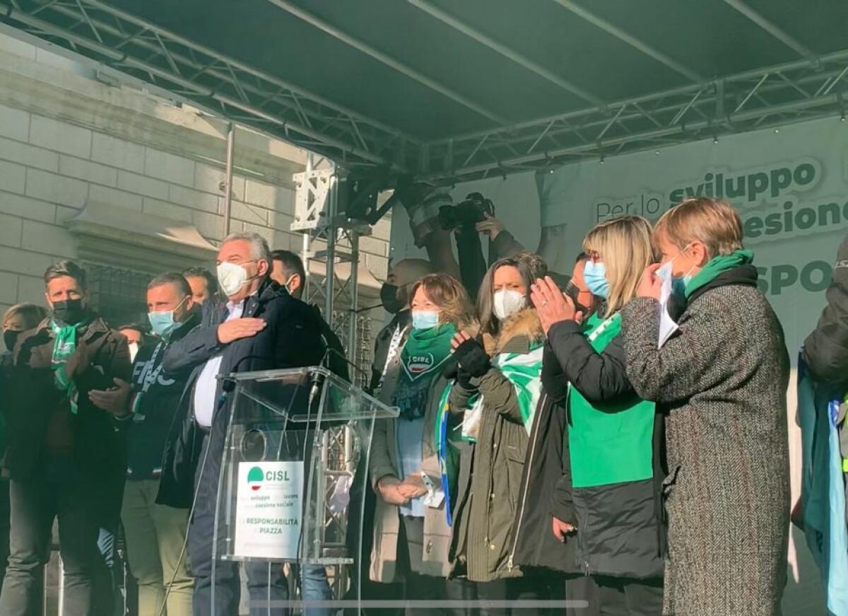 Cisl in piazza, Sbarra “Rottura profonda con Cgil e Uil, fare chiarezza” - 