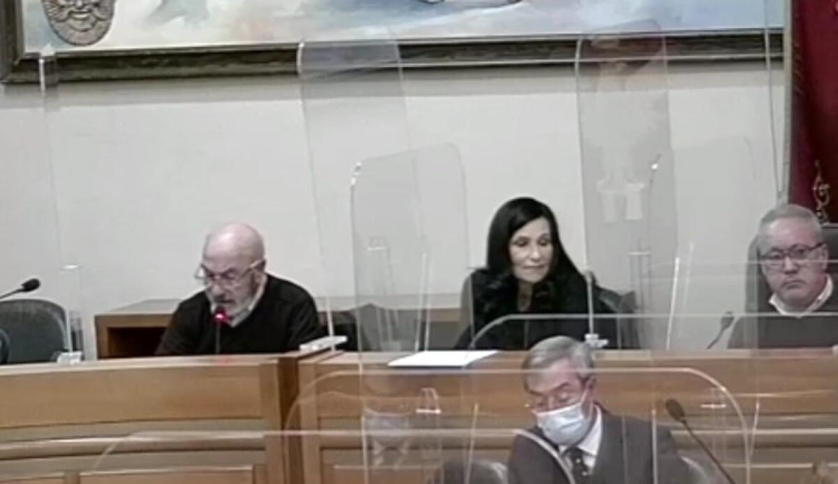 Lavori viale Mediterraneo, Costa: "Alcune sospensioni illegittime, primo tratto a gennaio" - L'assessore Costa ha risposto in aula