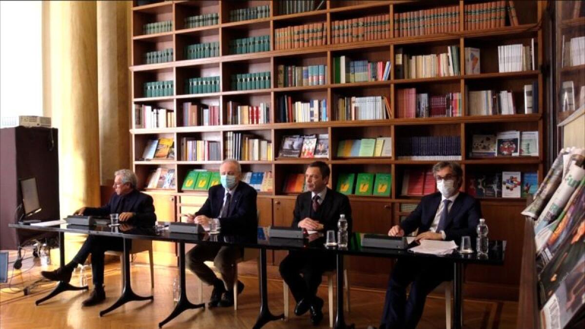 Assindatcolf-Censis, il 95% dei lavoratori domestici ha il Green pass - 