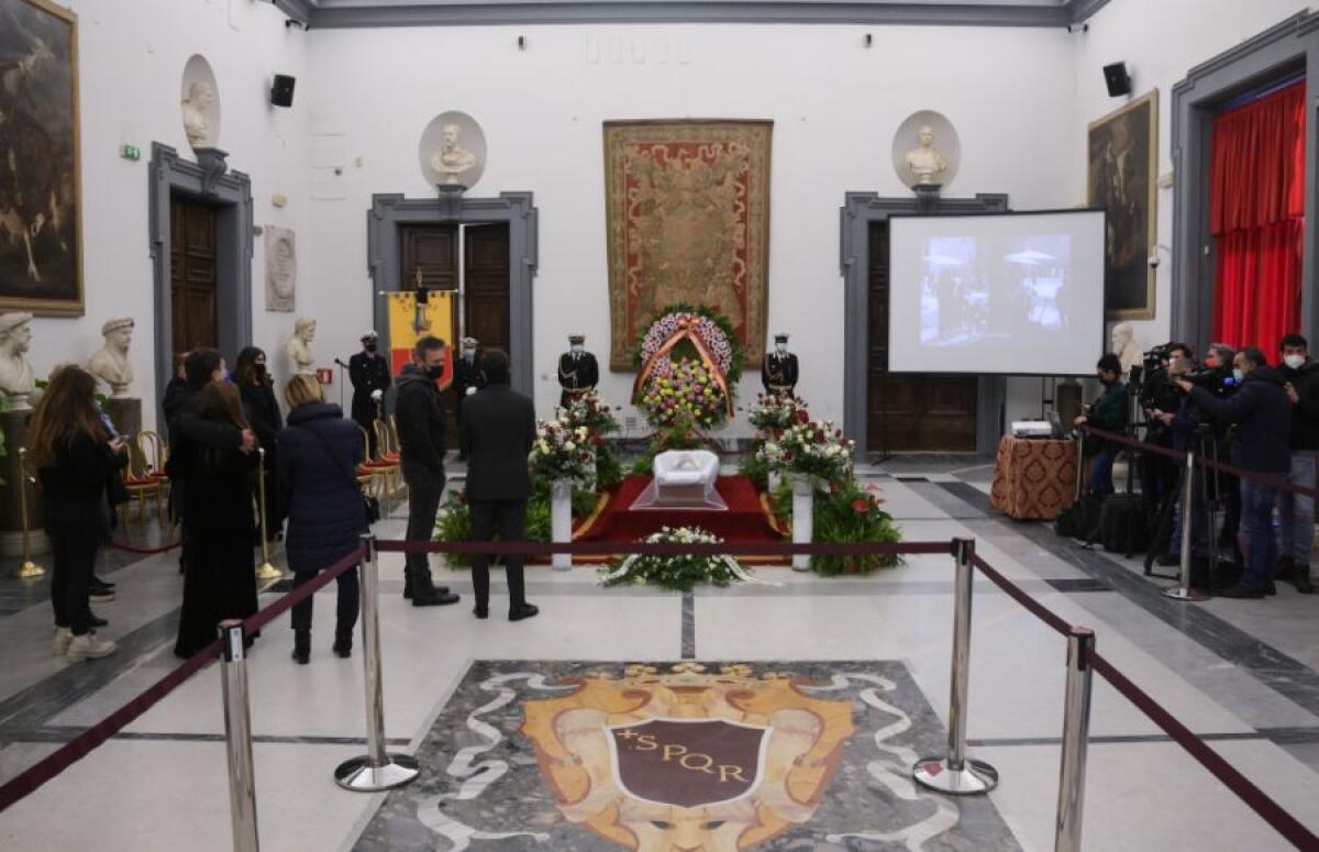 Wertmuller, allestita camera ardente in Campidoglio - 