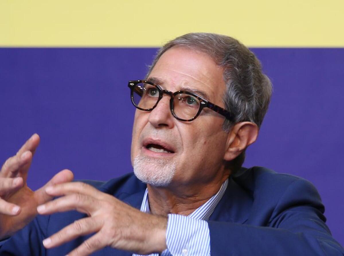 Catania, falso allarme autobomba davanti casa di Musumeci - 