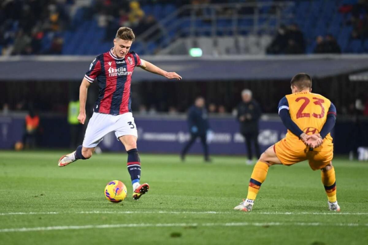 La Roma cade a Bologna, decide un gol di Svanberg - 