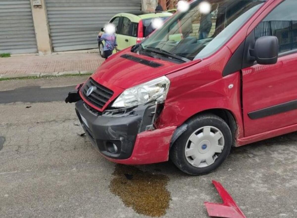 Schianto in via Portuense, danni e feriti: risarcimento per uno dei coinvolti - Lo schianto di via Portuense