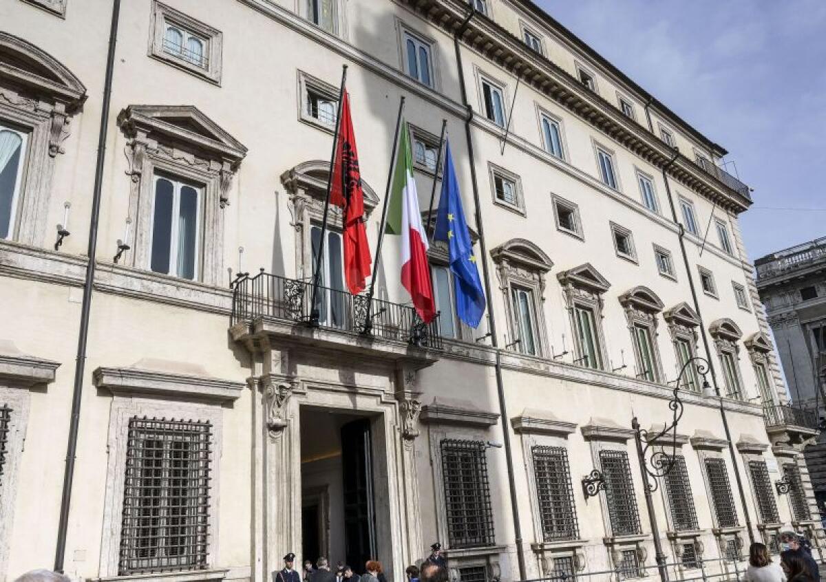 Non solo Covid, politica e sport riguadagnano spazio sui media - 