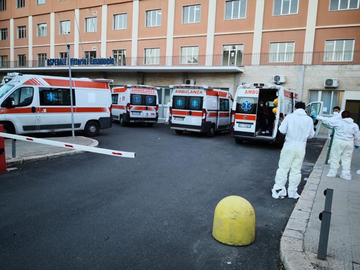 Pazienti Covid trasferiti, Di Cristina: "Decisione grave, per Asp ospedale è di serie C" - 