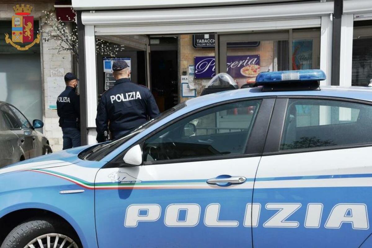Pregiudicati dentro al bar, sospesa la licenza di un commerciante -