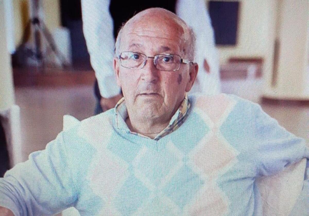 La bancarella di giocattoli ed un pezzo di storia che se ne va, addio a Ciuzzu Morello - 