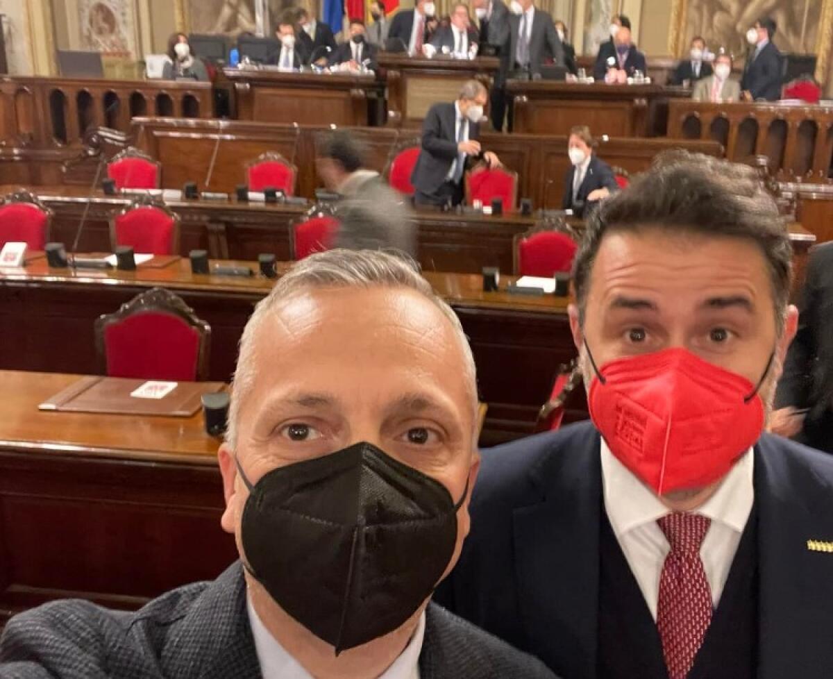 Di Paola grande elettore per il presidente della Repubblica, all'Ars meglio di Musumeci - Di Paola insieme al parlamentare regionale Giovanni Di Caro