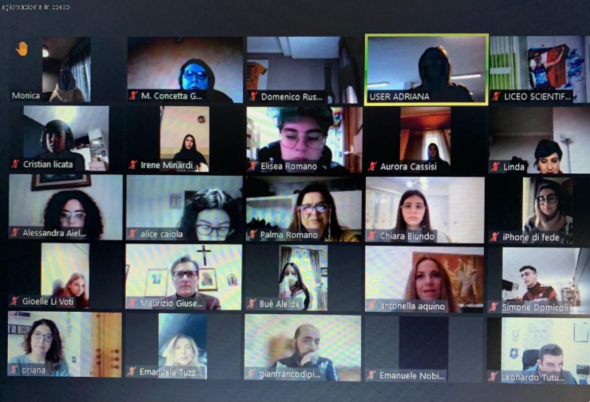 Monica Contrafatto con gli studenti del liceo sportivo "Eschilo": "Non rinunciate ai sogni" - L'incontro in remoto sulla piattaforma Zoom