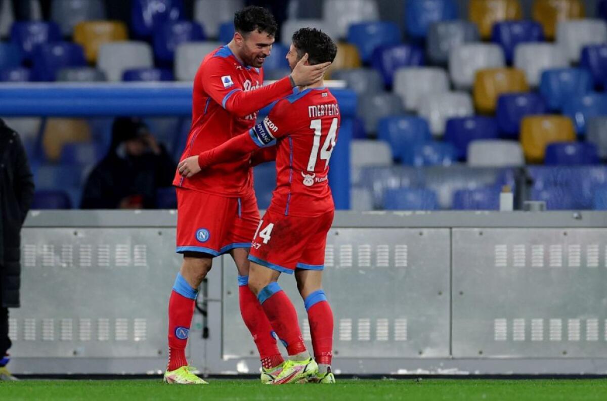 Il Napoli batte di misura la Samp, decide Petagna - 