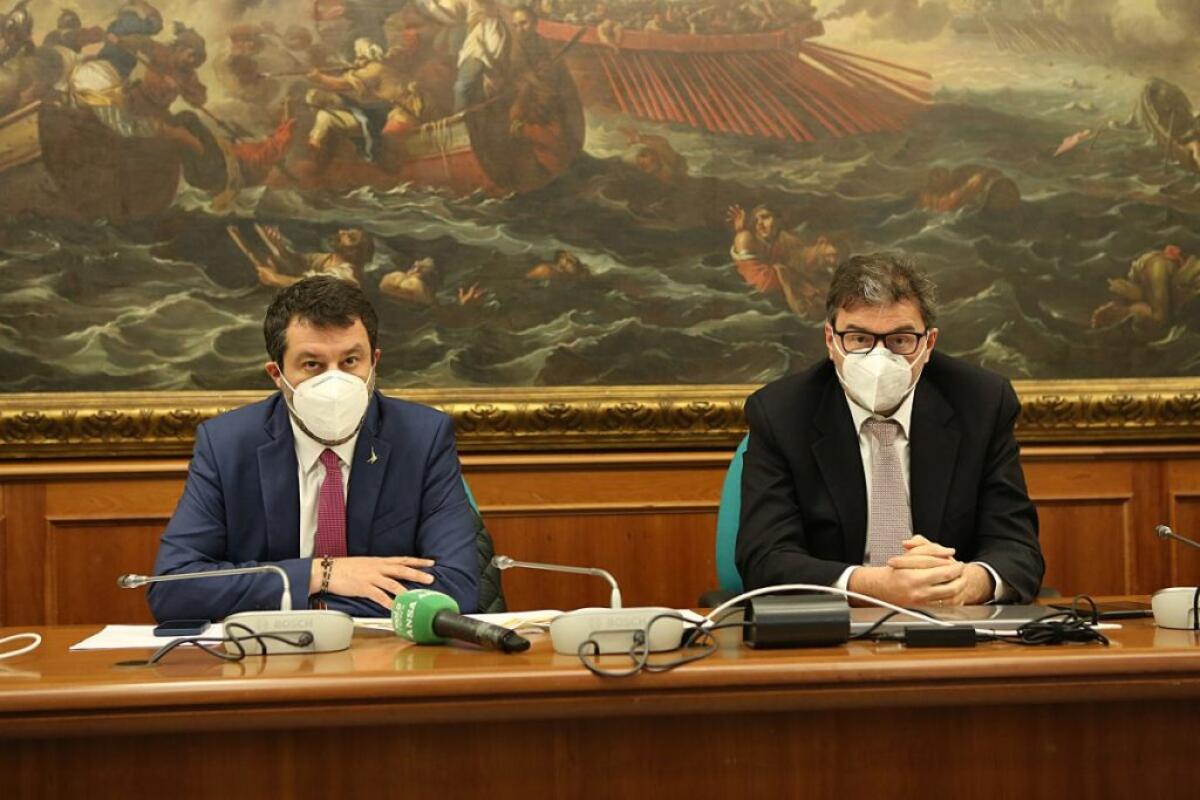 Governo, Giorgetti e Salvini chiedono incontro a Draghi - 
