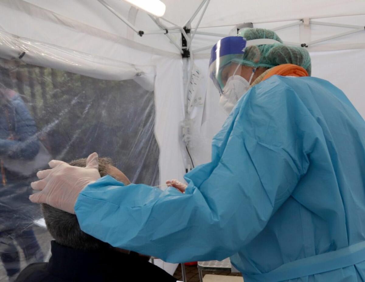 Covid, stabile l’incidenza e cala l’indice Rt a 1,31 - 