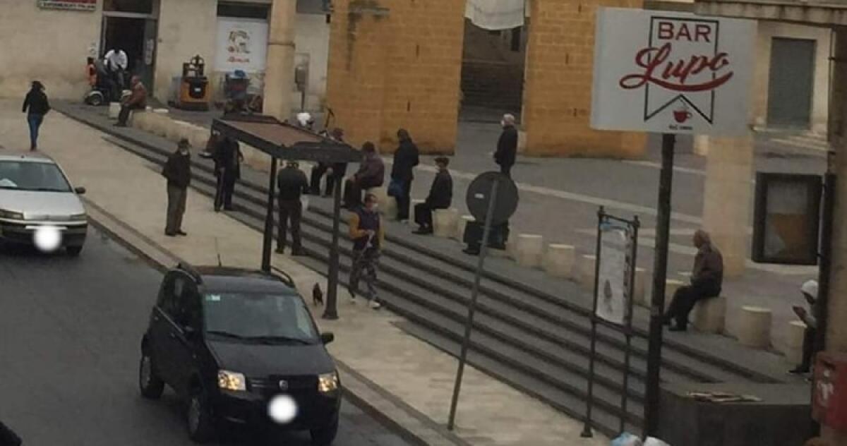 Anziano travolto da scooter a San Giacomo: schianto tra auto in via Madonna del Rosario - 