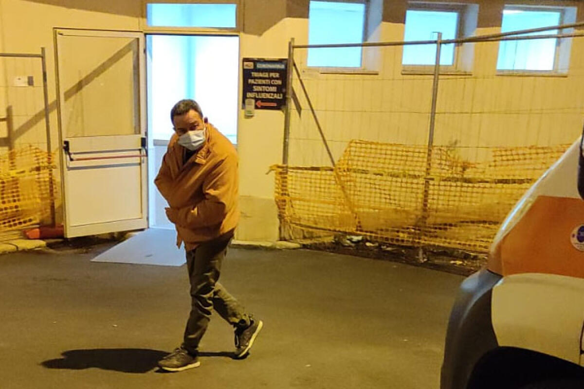 Ospedale, niente bagni per i pazienti positivi: "Rimproverato per avere fatto la pipì" - 