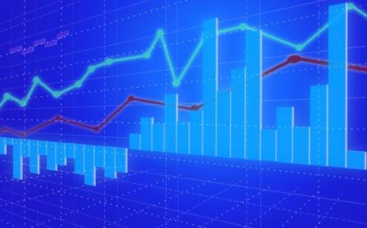 Gli italiani si informano in rete anche sull’economia e la finanza -