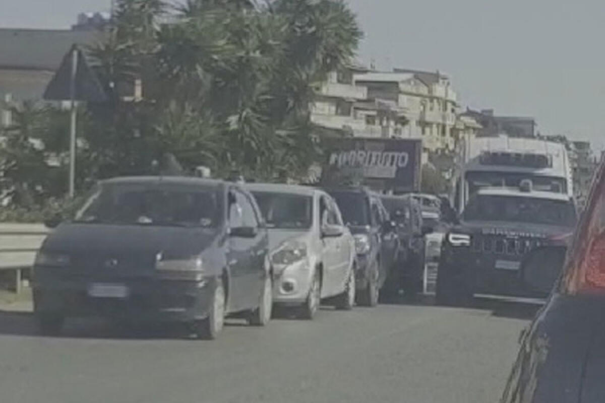 Tamponamento a catena, rallentamenti in via Venezia - 