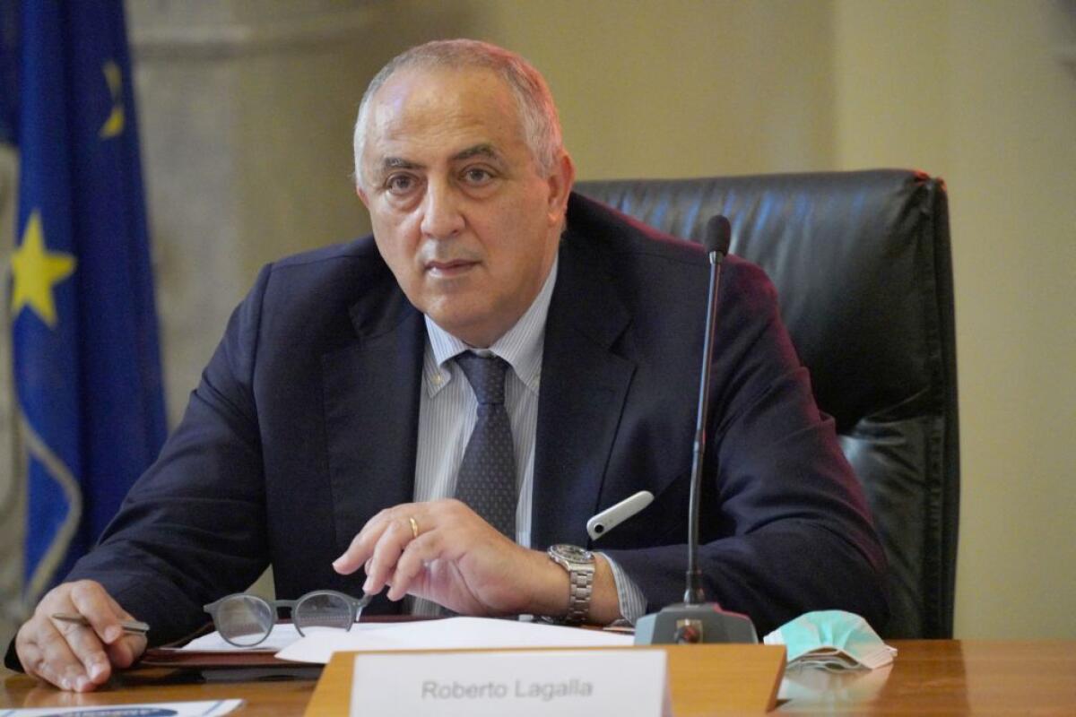 Scuola, Lagalla “In Sicilia vaccinato il 99% del personale” - 