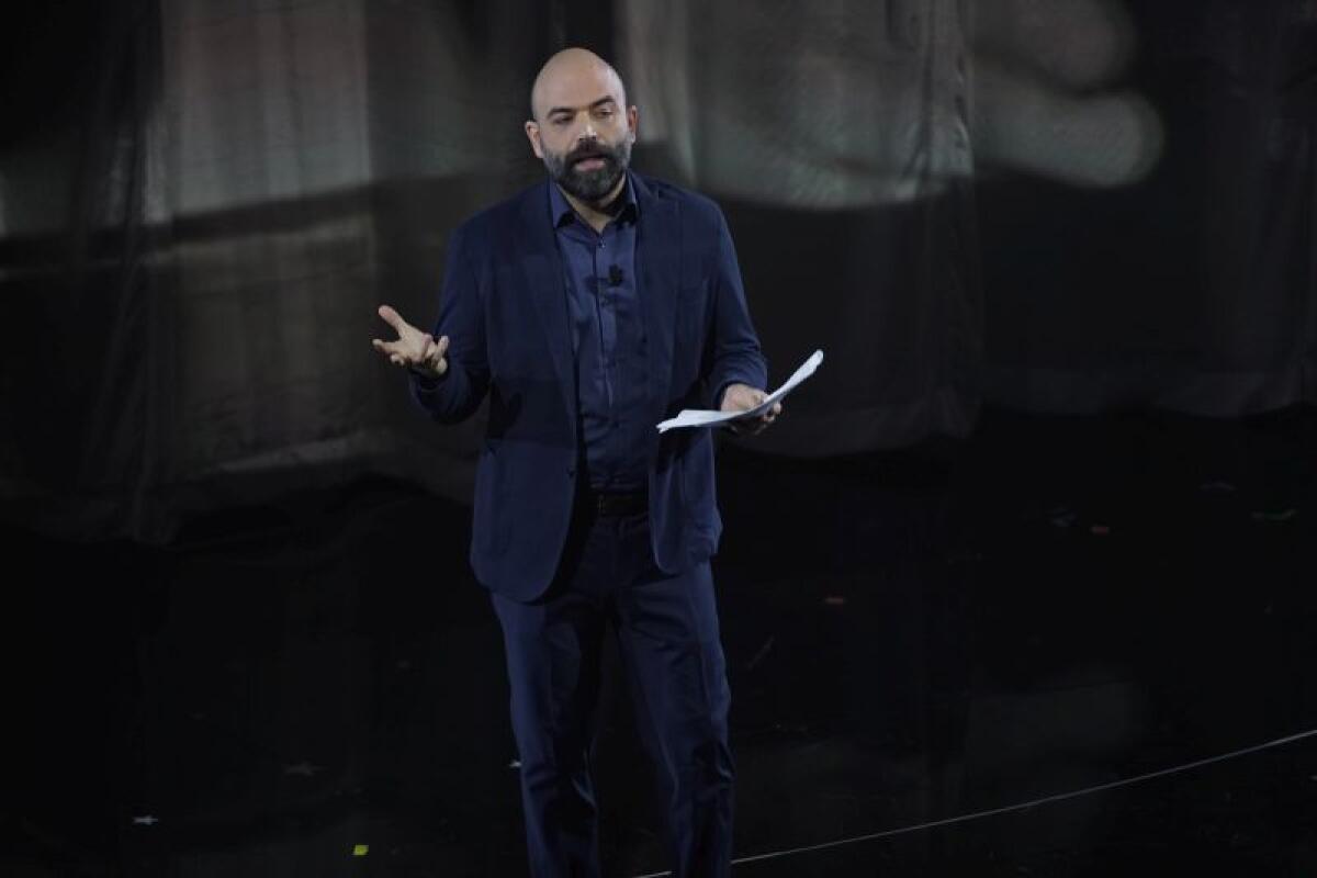 Saviano ricorda Falcone e Borsellino a Sanremo: “Il silenzio favorisce la mafia” - 