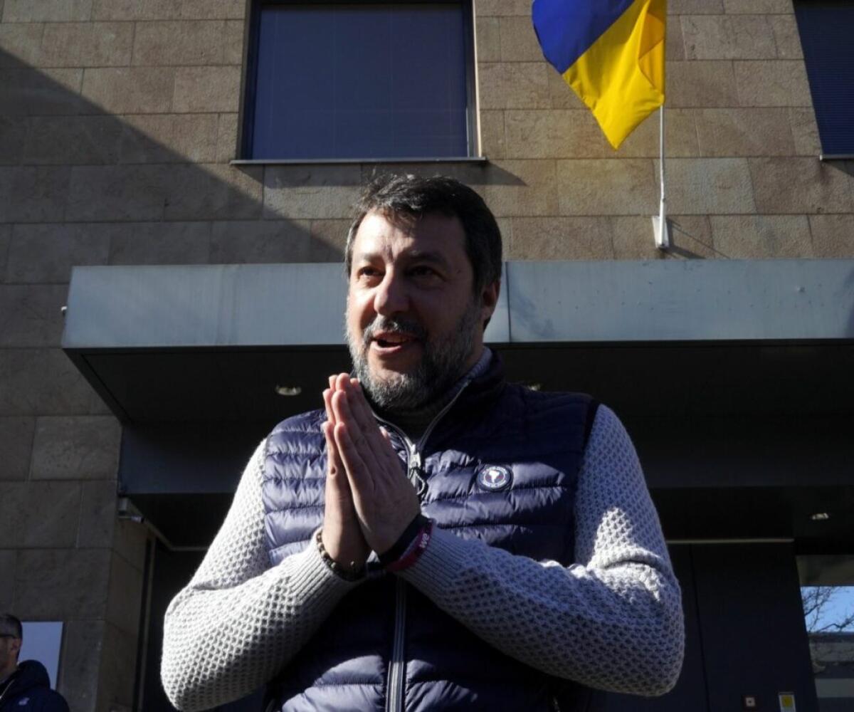 Salvini “La pace è una priorità, preghiamo col Papa per i bimbi” - 