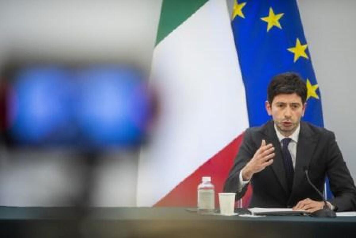 Covid, Speranza “Abbiamo piegato la curva grazie ai vaccini” - 