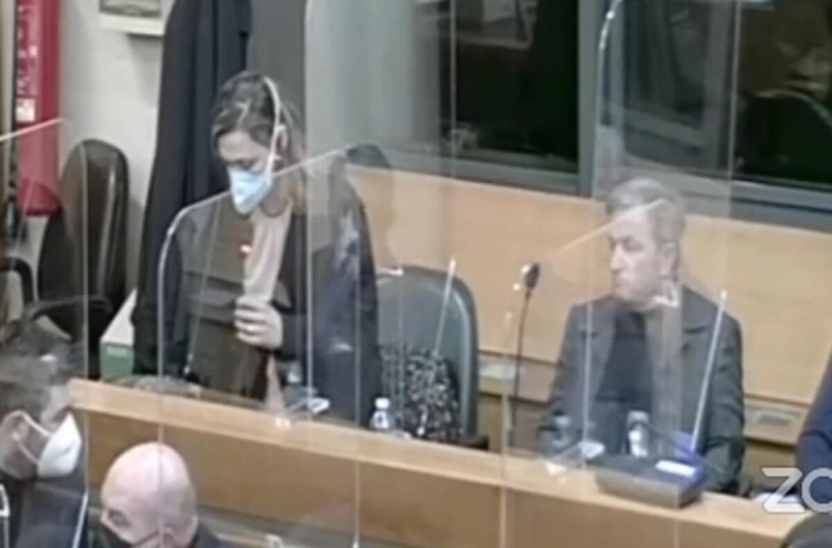 Terremoto Pd, Ascia lascia il gruppo consiliare. "Non condivido più le scelte del partito" - Ascia in consiglio