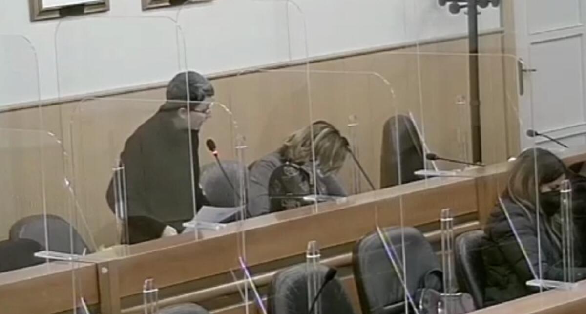 A rischio i fondi per le ex discariche industriali? Farruggia: "Non si possono perdere" - Farruggia e Ascia in aula consiliare