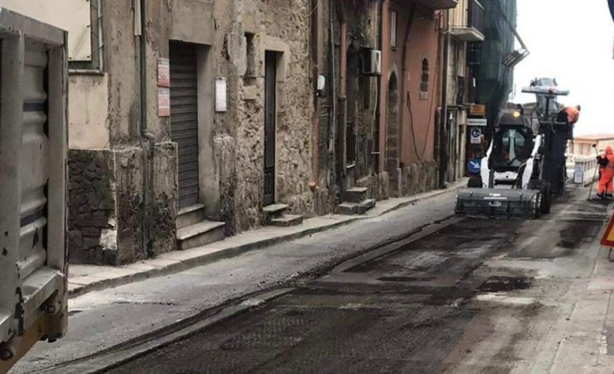 Via Matteotti, partono i lavori di ripristino dell'arteria stradale - Partiti i lavori in via Matteotti
