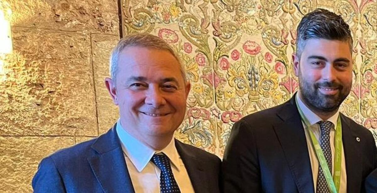 Trainito in Forza Italia, Mancuso: "Il partito c'è e aumenta la qualità" - Mancuso e il capogruppo di Forza Italia Rosario Trainito