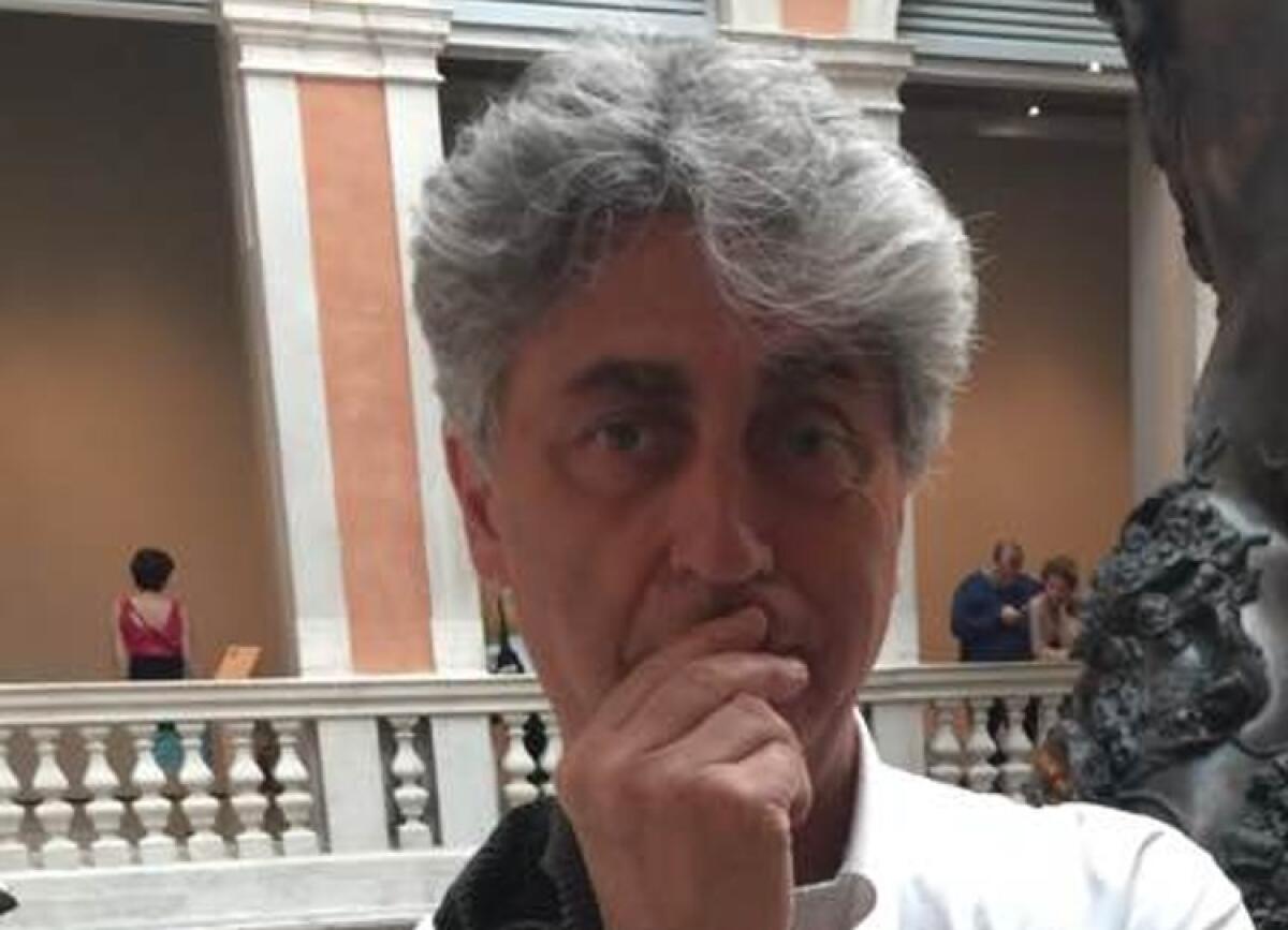 Pratiche ferme da tempo, sbloccati i contributi del Comune per le borse di studio - Il dirigente Emanuele Tuccio