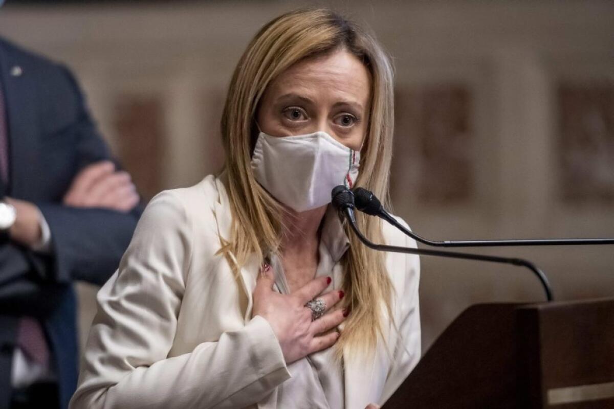 Covid, Meloni “Il green pass non va cambiato, va abolito” - 